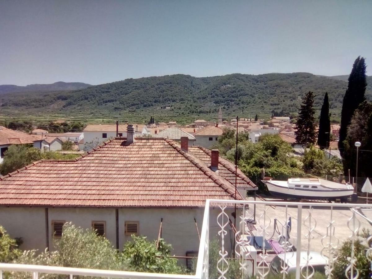Relax Garden Apartment Stari Grad  Luaran gambar