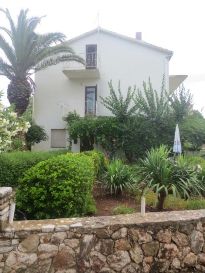Relax Garden Apartment Stari Grad  Luaran gambar