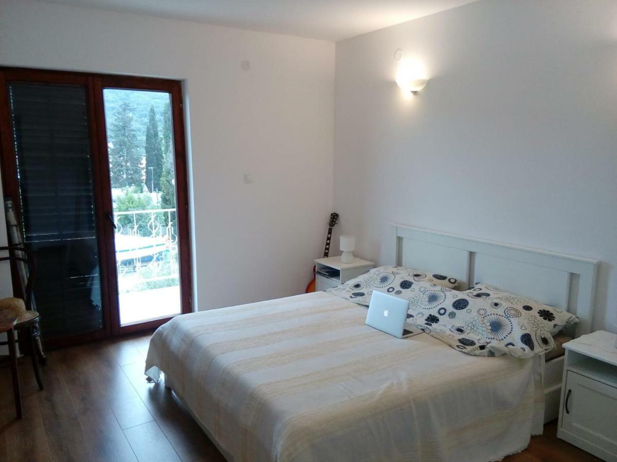 Relax Garden Apartment Stari Grad  Luaran gambar